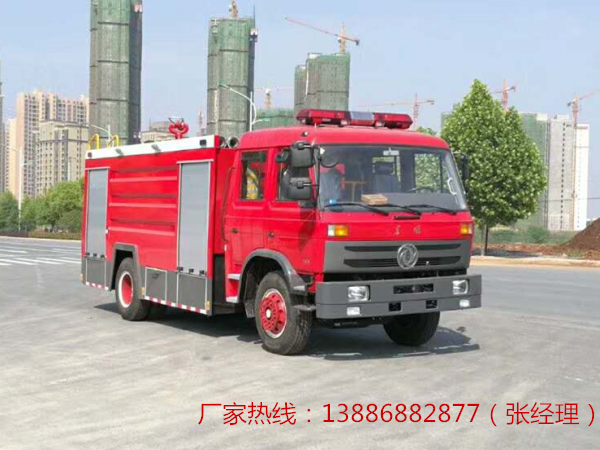 东风153水罐消防车