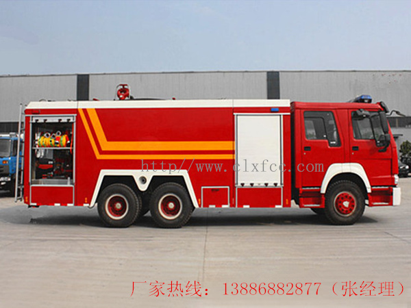 12吨重汽后双桥水罐消防车