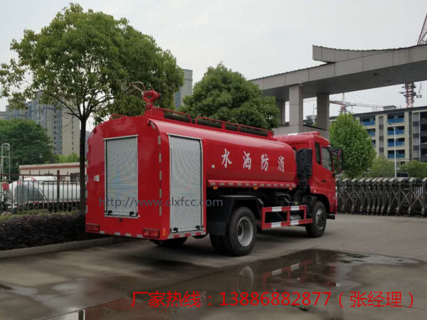 10吨天锦消防洒水车