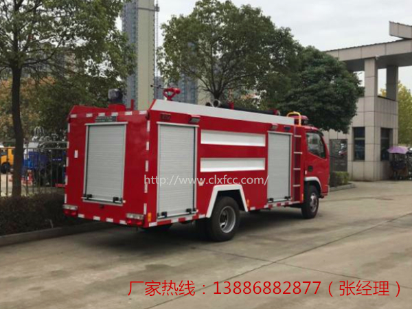  4吨东风福瑞卡泡沫消防车