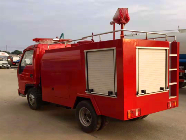 2吨福田消防洒水车