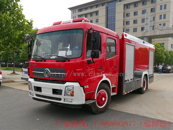 6吨东风天锦水罐消防车