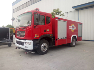 6-8吨东风D9水罐消防车