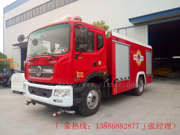 6-8吨东风D9水罐消防车