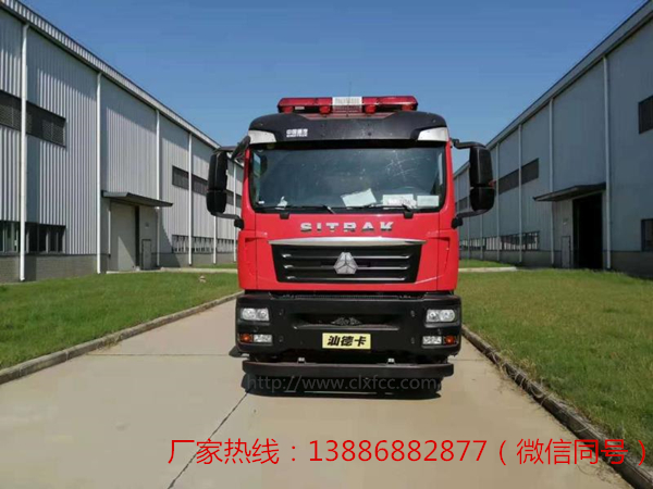 6吨汕德卡水罐消防车