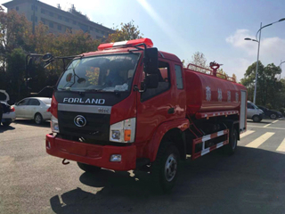 6-8吨福田消防洒水车