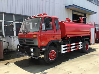 8-10吨东风145消防洒水车