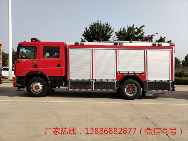 国六7吨东风D9水罐消防车