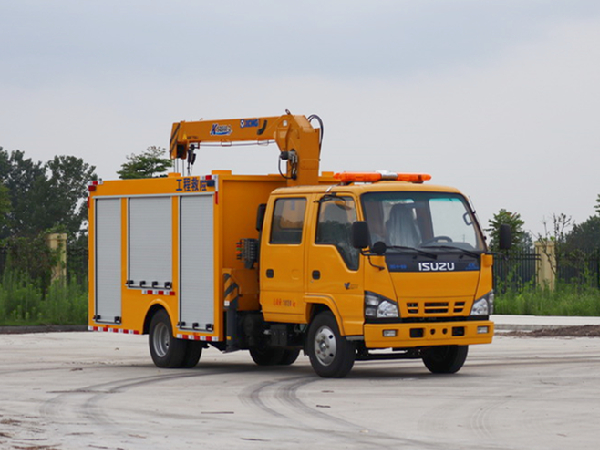 1000方五十铃带吊排水车（便携）