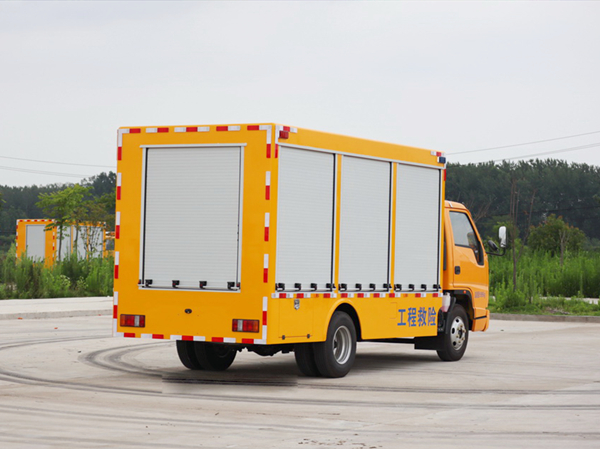 1000方江铃救险车（便携泵）