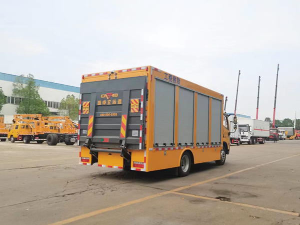 2000方东风多利卡D7排水车（便携）