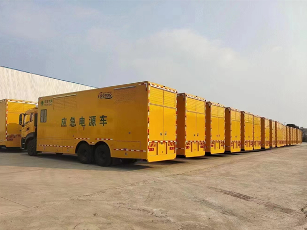 东风天龙后双桥800KW电源车