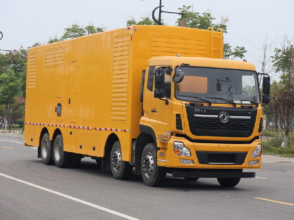 1000KW东风天龙前四后八电源车
