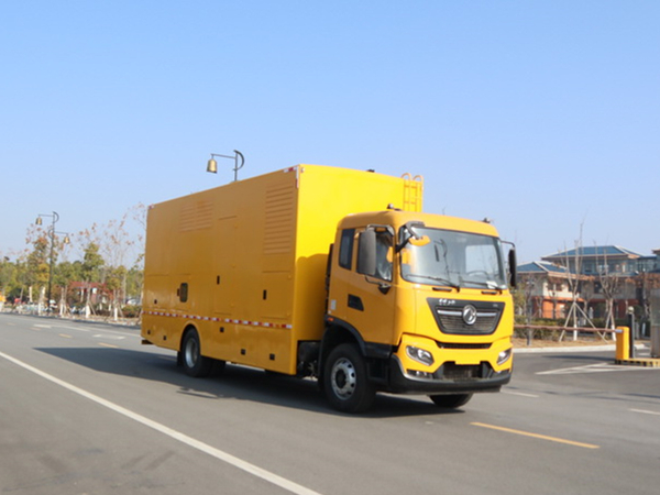 东风天锦200KW电源车