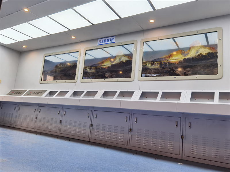 东风天锦指挥车