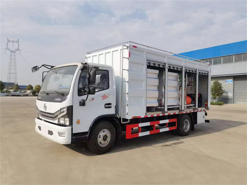 东风多利卡D7净水车