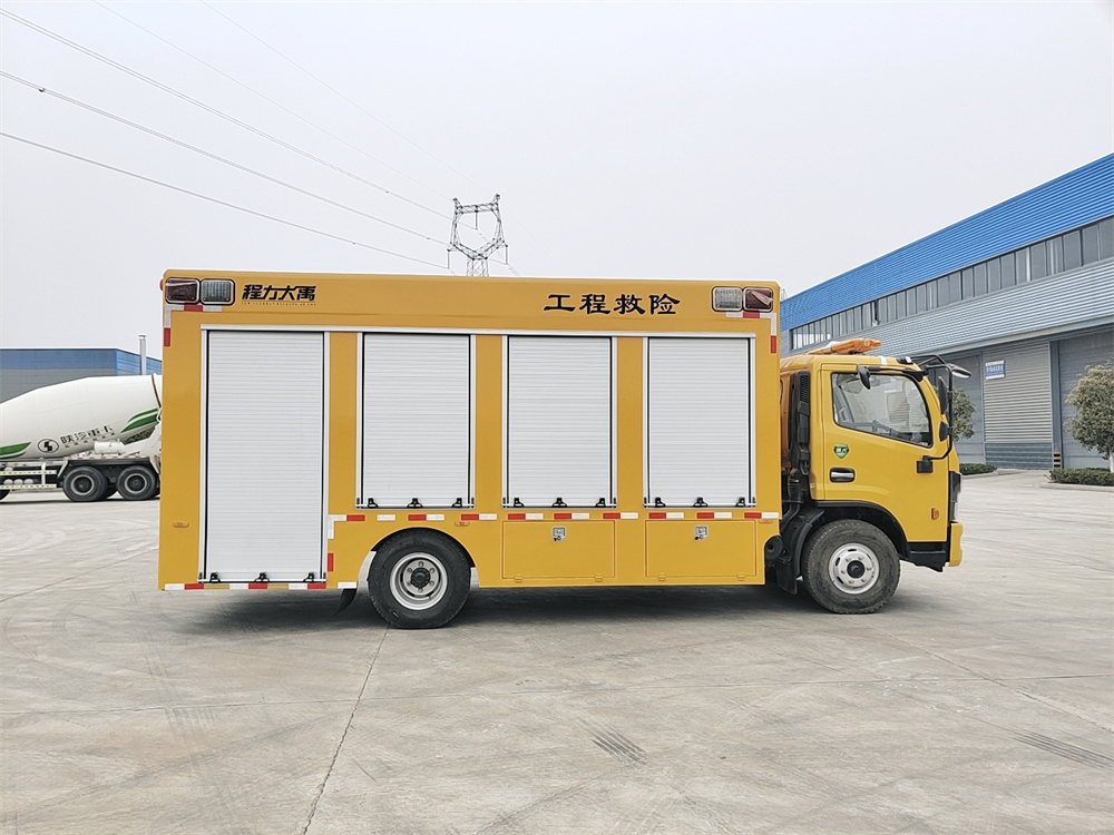东风多利卡(1000-2000方)排涝抢险车