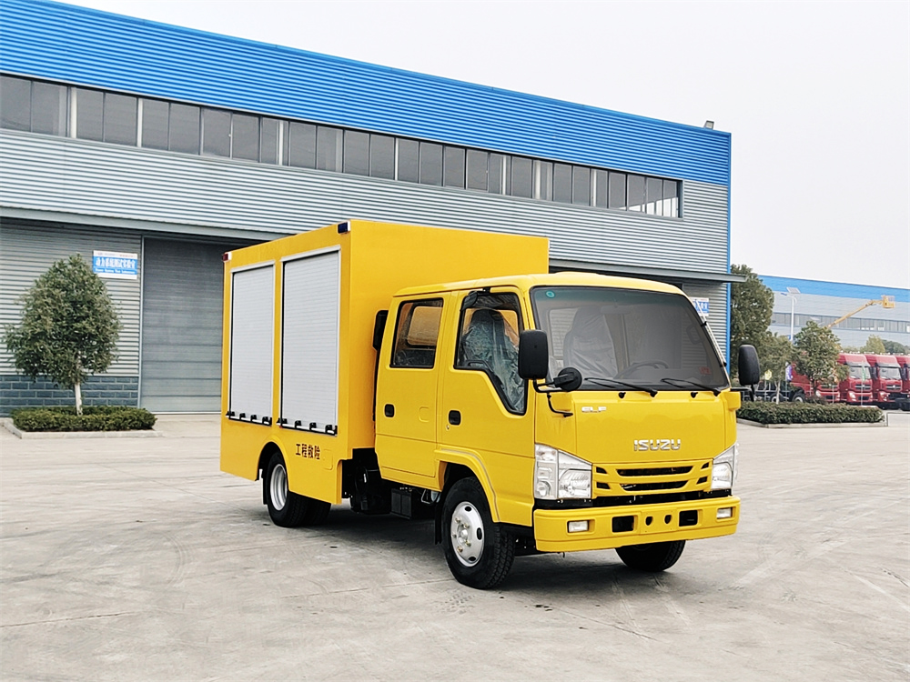 五十铃双排座救险车