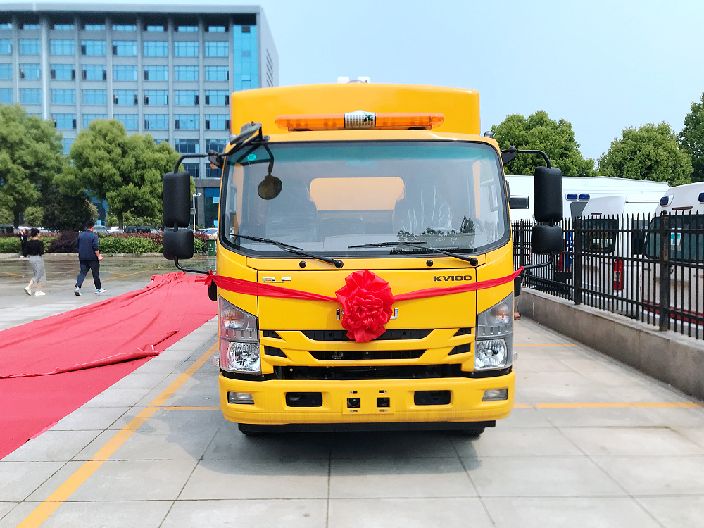 五十铃抢险救援车