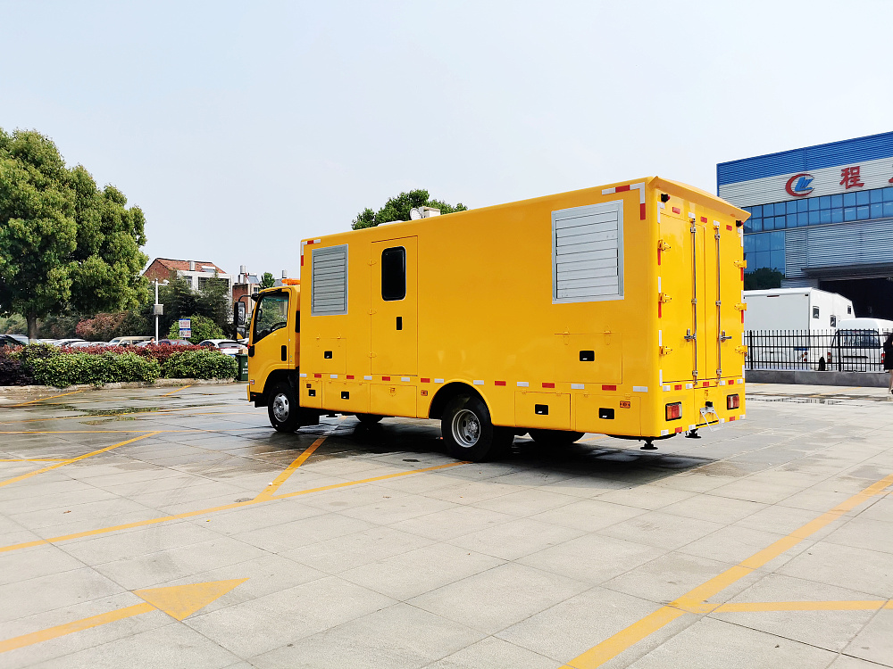 五十铃抢险救援车