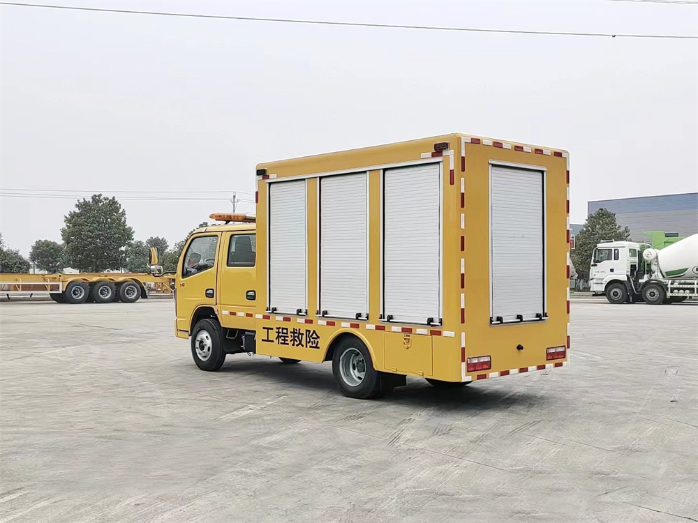 东风小多利卡(500-1000方)排涝救险车