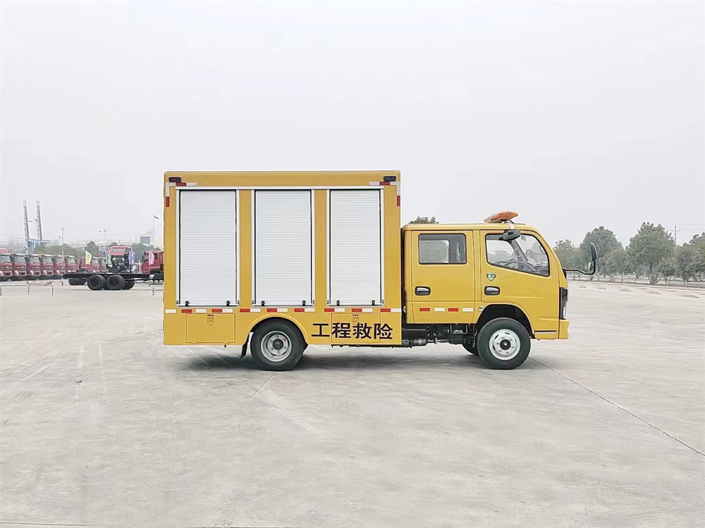 东风小多利卡(500-1000方)排涝救险车