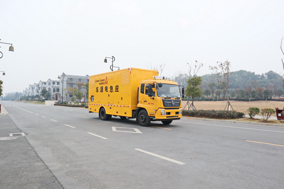 东风天锦应急电源车