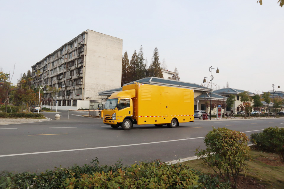 150KW五十铃应急电源车