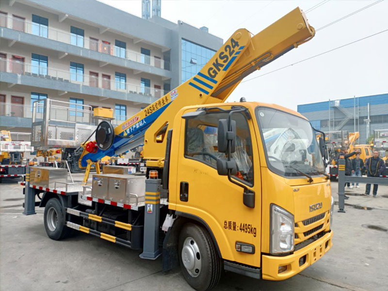 国六五十铃蓝牌24米直臂伸缩式高空作业车-CL5040JGK6AJB