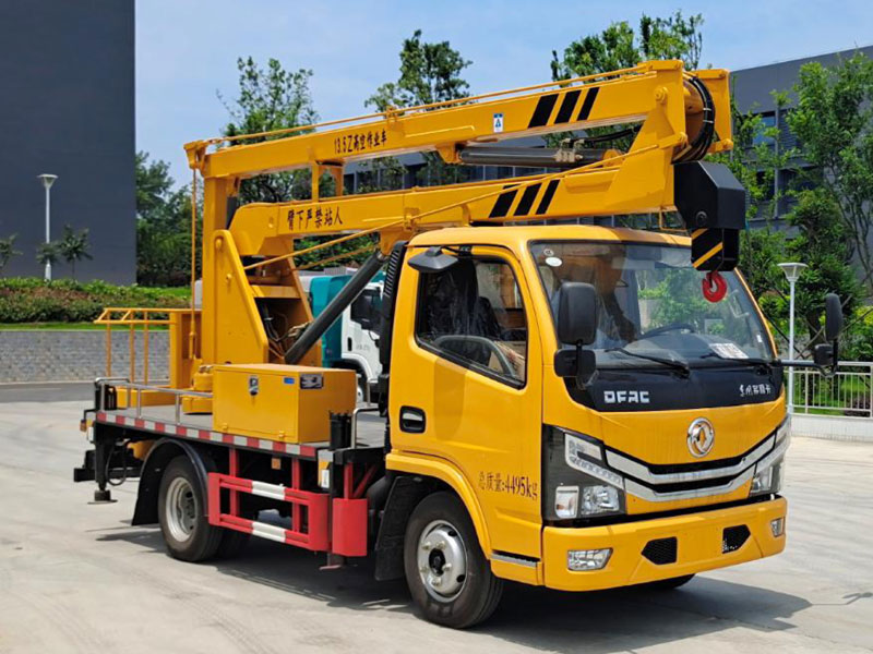 国六东风多利卡13.5米高空作业车-CLW5043JGK6HX