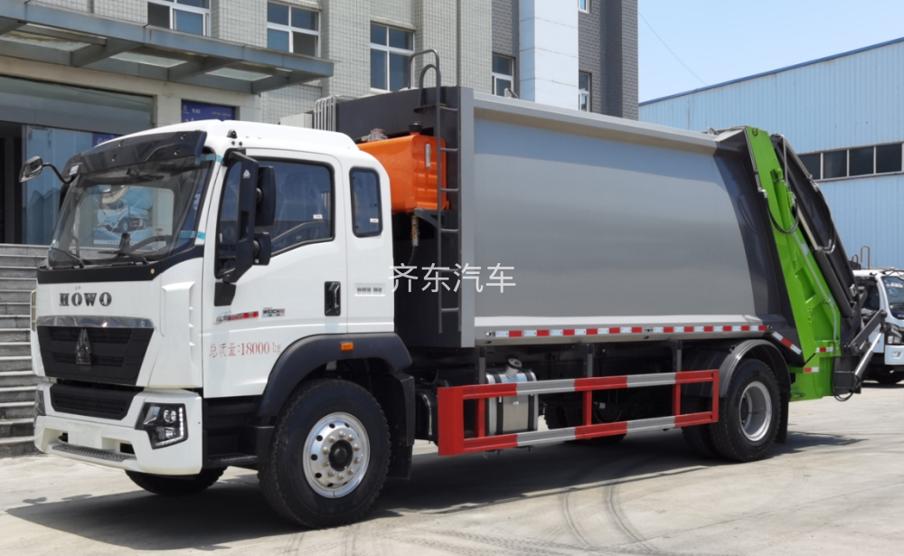 重汽豪沃18方方压缩垃圾车