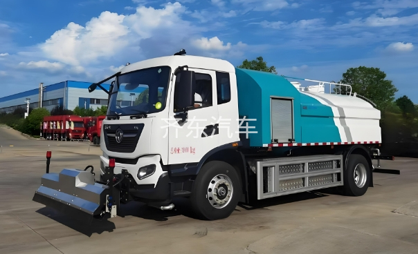 东风纯电动护栏清洗车