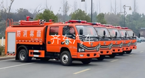 东风小多利卡5方消防洒水车