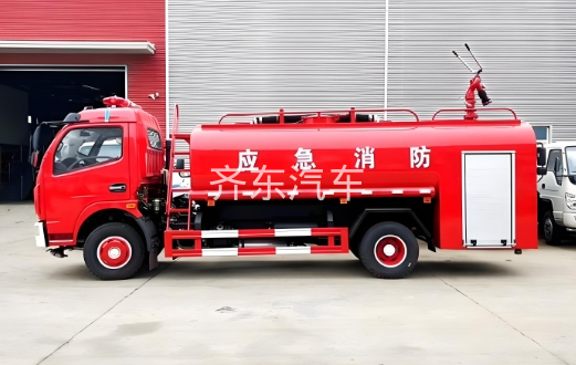 东风小多利卡5方消防洒水车