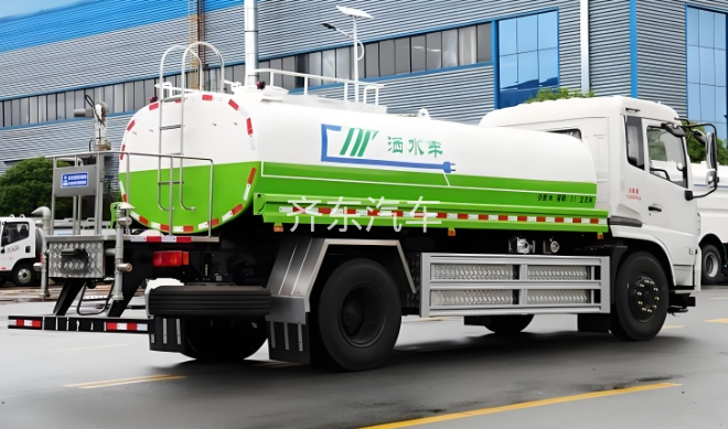 东风华神12方纯电动洒水车