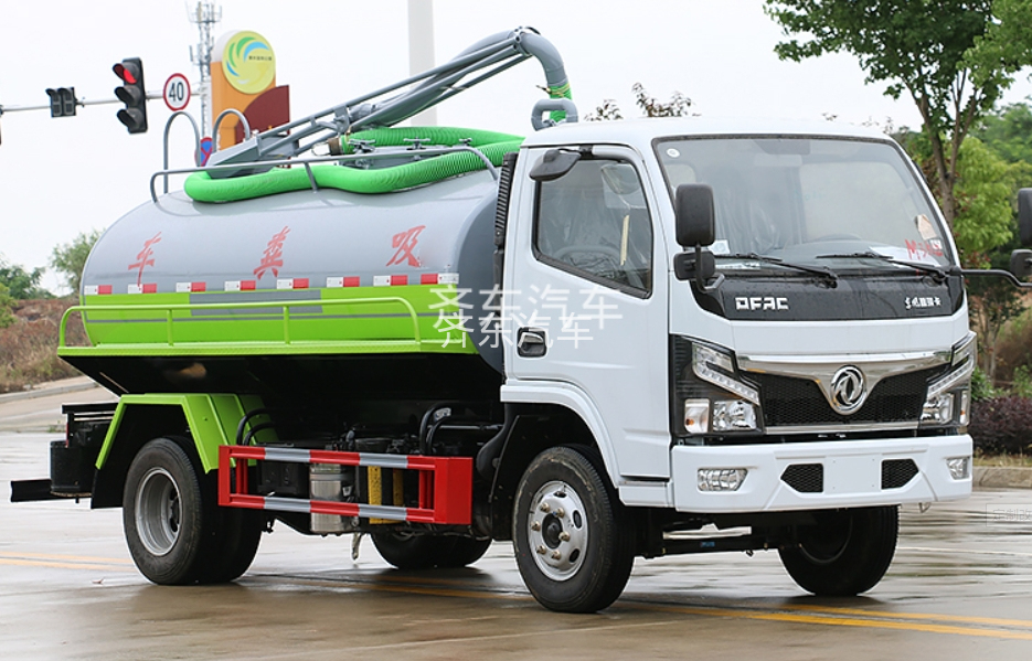 国六 东风小福瑞卡 5方吸粪车