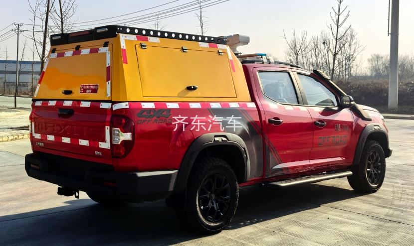 江铃福特指挥车