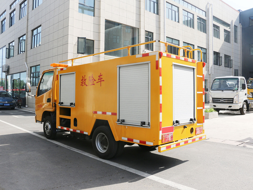 凱馬小型防汛排水搶險(xiǎn)車[800m3/h]