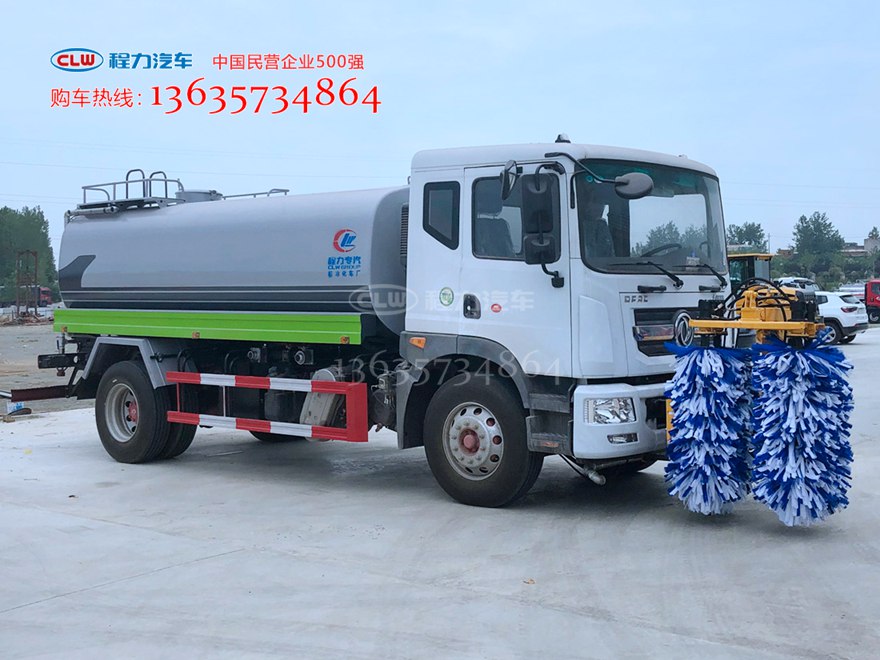 国六D9多利卡城市护栏清洗车 前置式护栏清洗机