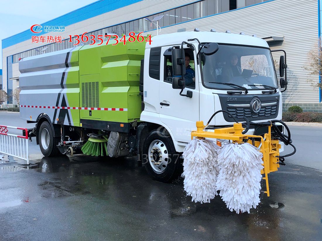 小多利卡护栏清洗车 施工围栏清洗车
