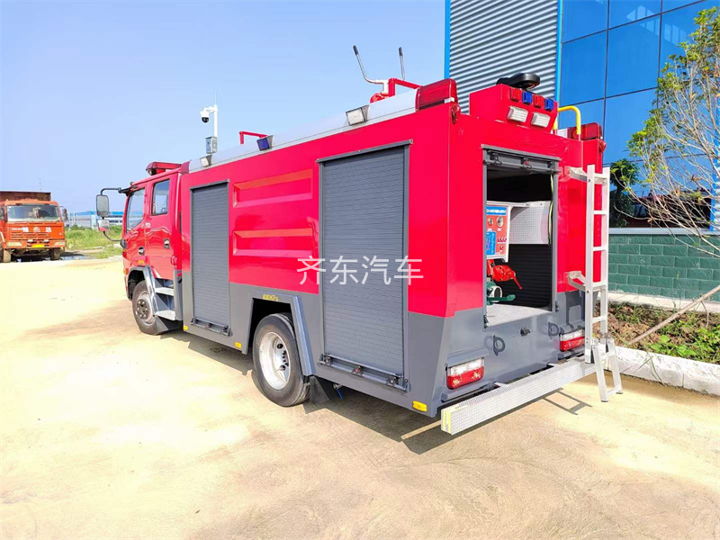 豪沃25吨泡沫消防车