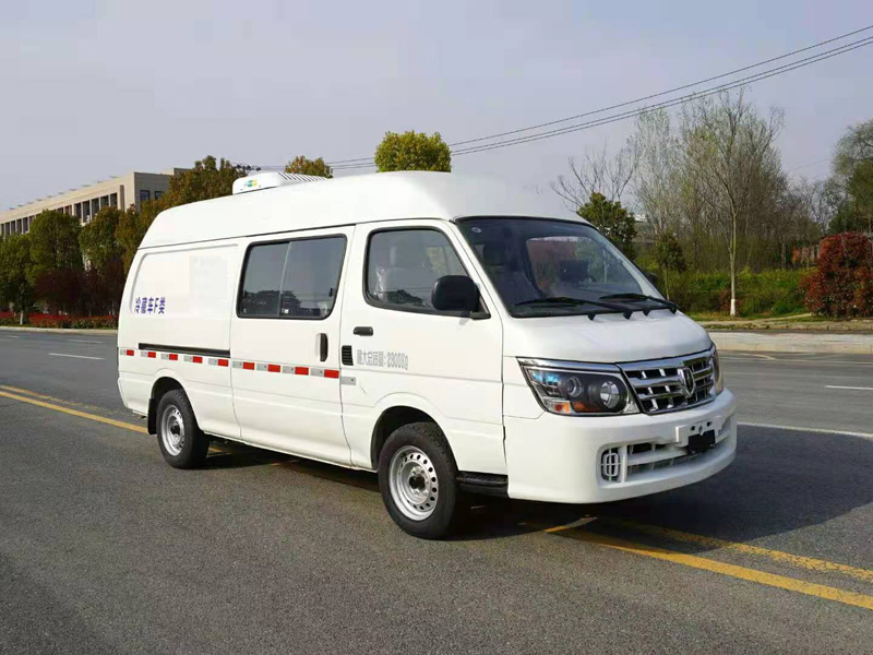 国六金杯经典海狮面包疫苗冷链运输车