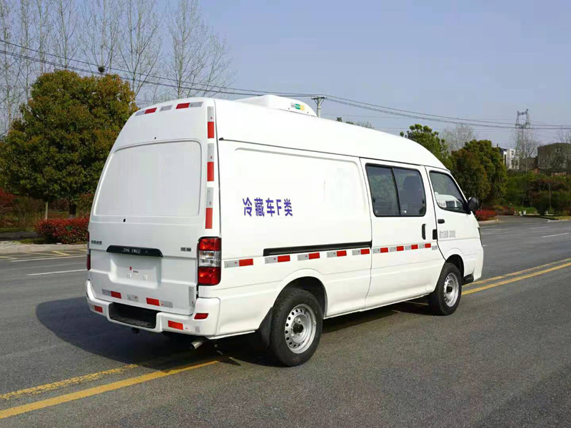 国六金杯经典海狮面包疫苗冷链运输车