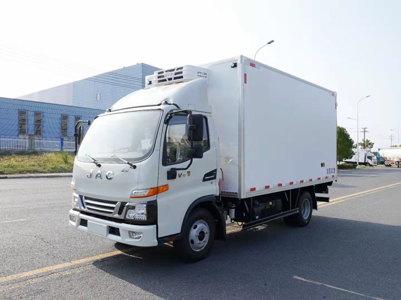 国六江淮骏铃V5蓝牌4米2冷藏车
