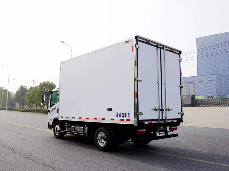国六解放J6F蓝牌4米2冷藏车