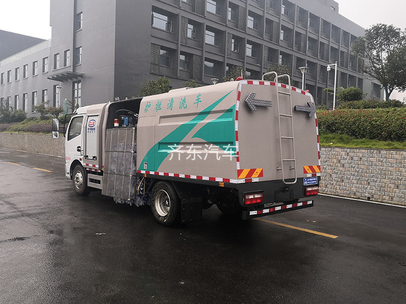 东风纯电动护栏清洗车