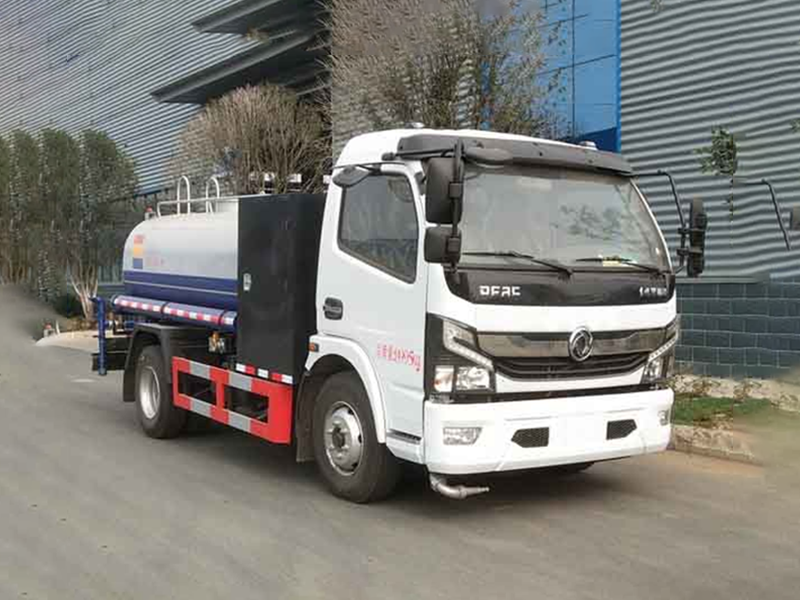 东风5方纯电动洒水车