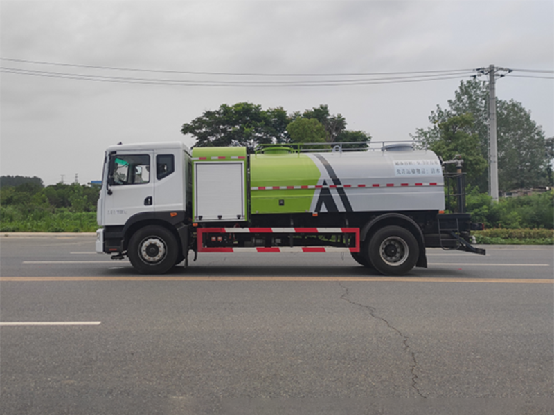 东风10方纯电动洒水车