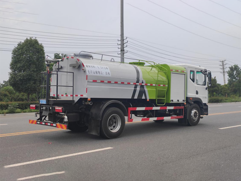 东风10方纯电动洒水车