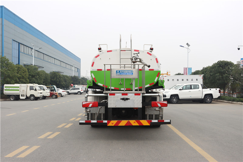 比亚迪10方纯电动洒水车